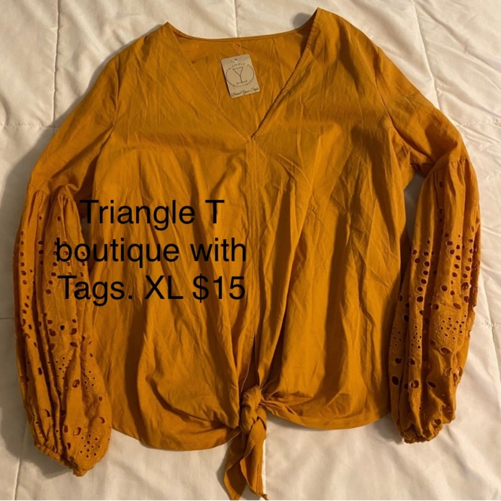 Triangle T Boutique top with tags!